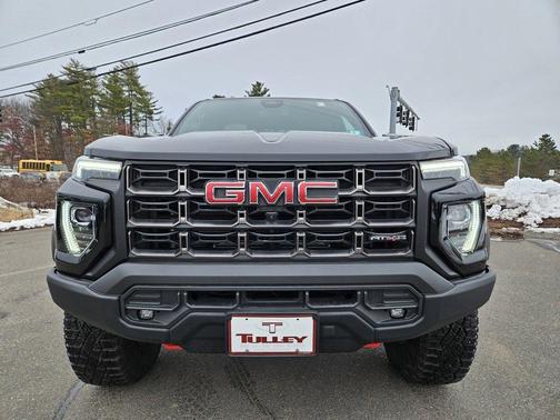 2025 GMC Canyon AT4