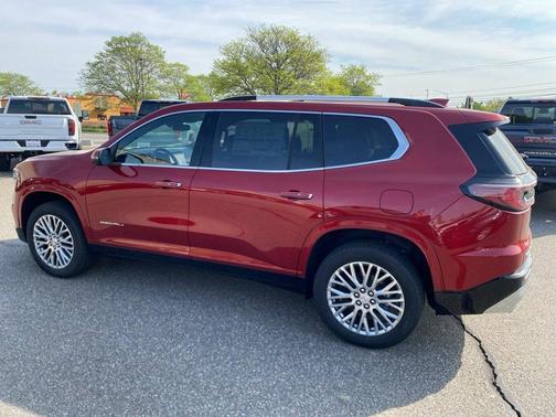 2025 GMC Acadia Denali