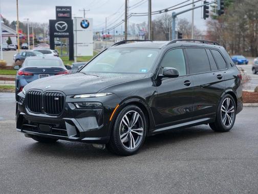 2025 BMW X7 M60i