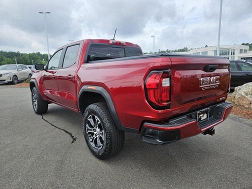 2023 GMC Canyon AT4