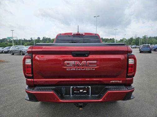 2023 GMC Canyon AT4