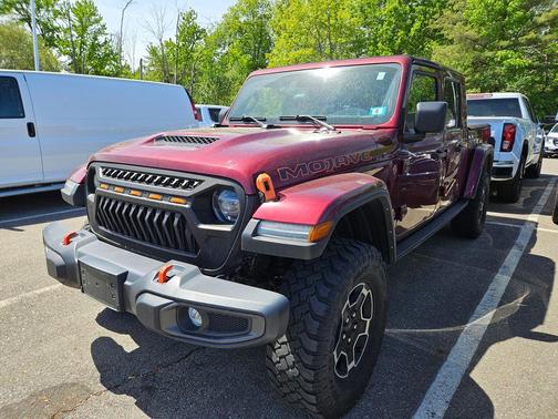 Snazzberry Pearlcoat 2022 Jeep Gladiator Mojave