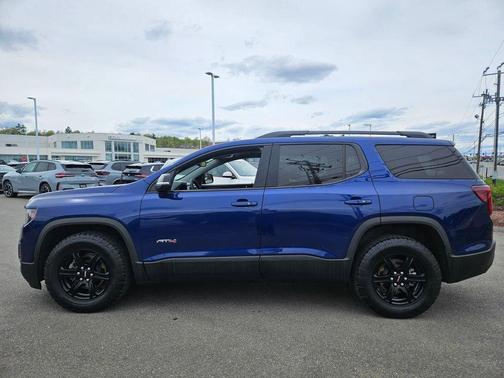 Ultra Blue Metallic 2023 GMC Acadia AT4