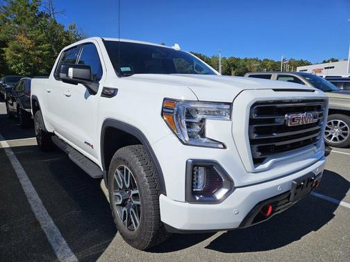 2022 GMC Sierra 1500 Limited AT4