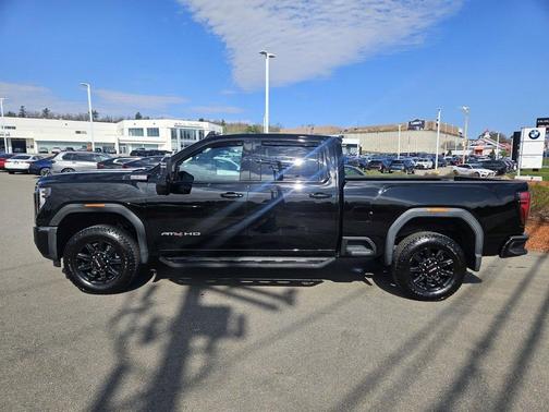 2024 GMC Sierra 2500 AT4