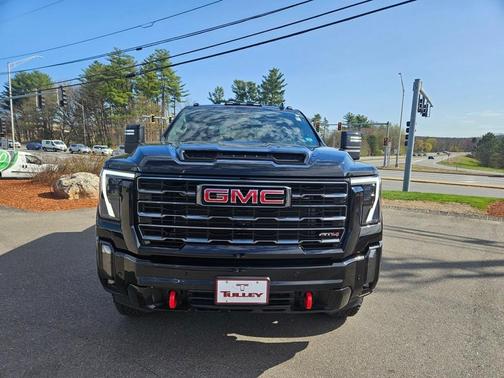 2024 GMC Sierra 2500 AT4