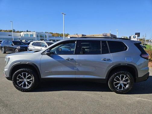2025 GMC Acadia AT4