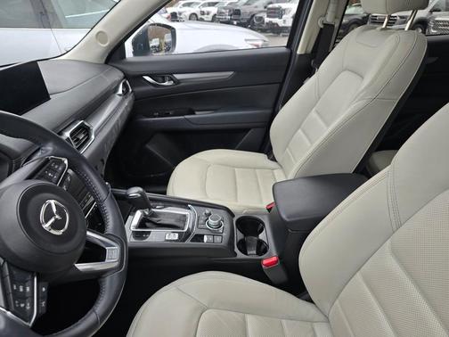 2022 Mazda CX-5 2.5 S Preferred Package
