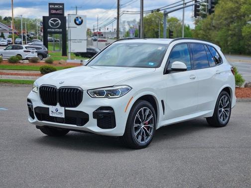 2023 BMW X5 M50i