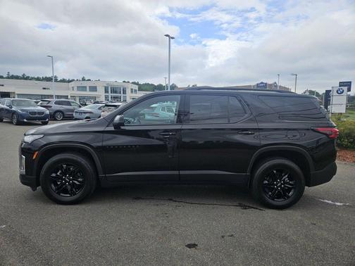 2022 Chevrolet Traverse LS
