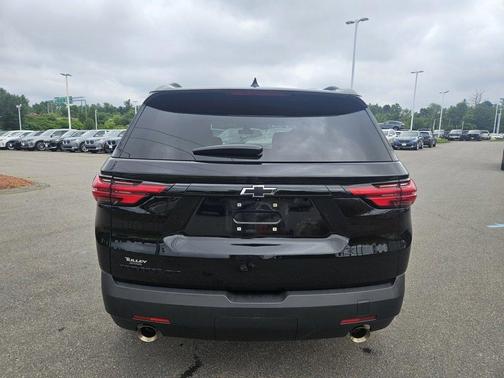 2022 Chevrolet Traverse LS