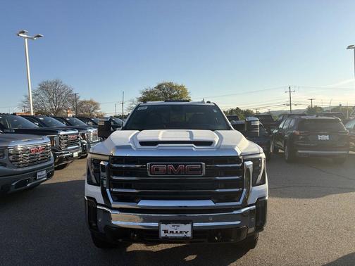 2026 GMC Sierra 2500 SLT