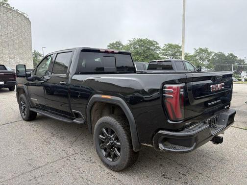 2025 GMC Sierra 2500 AT4