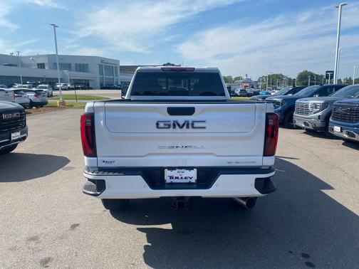 2025 GMC Sierra 2500 Denali Ultimate