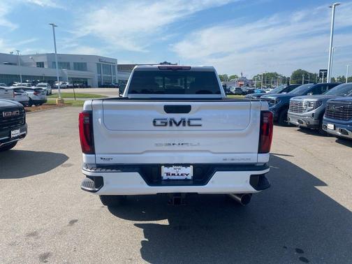 2025 GMC Sierra 2500 Denali Ultimate