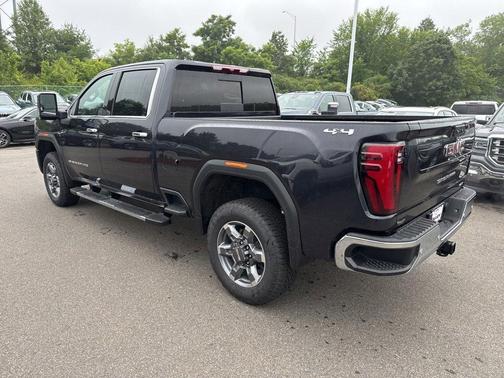2025 GMC Sierra 2500 SLT