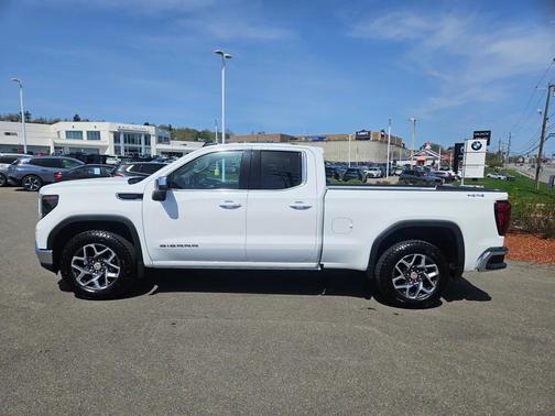 2024 GMC Sierra 1500 SLE