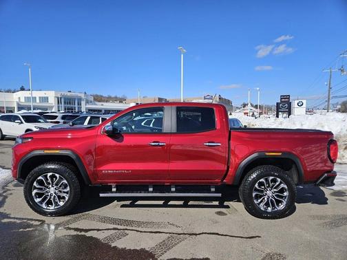 2023 GMC Canyon Denali
