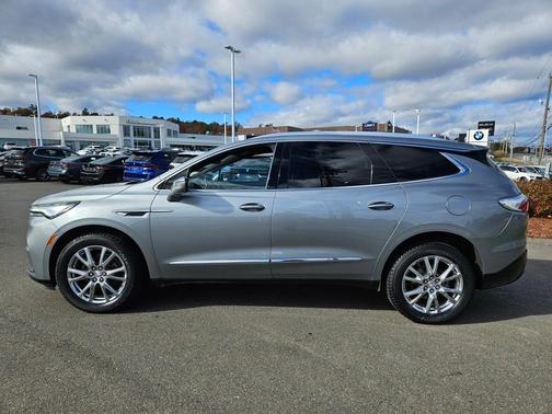 2023 Buick Enclave Premium