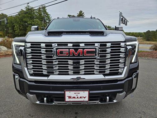 2024 GMC Sierra 2500 Denali