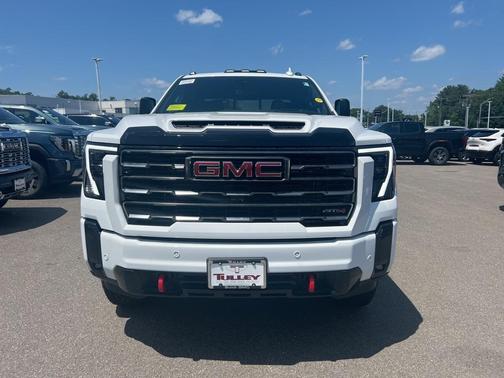 2025 GMC Sierra 2500 AT4