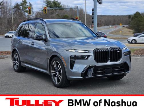 2025 BMW X7 M60i