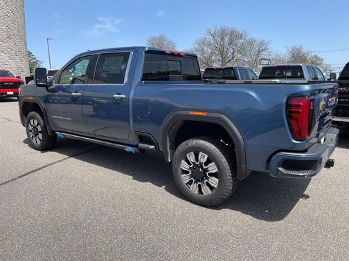 2025 GMC Sierra 2500 Denali