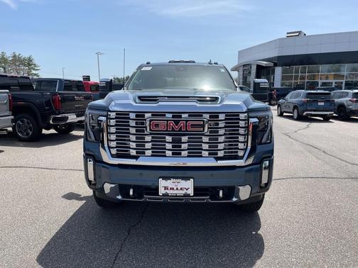2025 GMC Sierra 2500 Denali