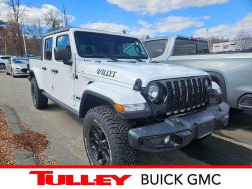 Bright White Clearcoat 2023 Jeep Gladiator Sport