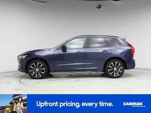 2024 Volvo XC60 B5 Plus Dark Theme