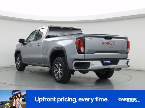 Gray 2024 GMC Sierra 1500 SLE
