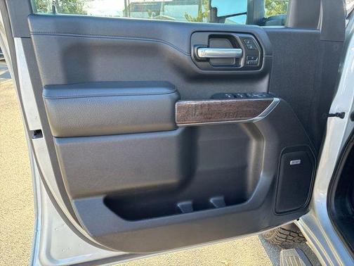 2020 GMC Sierra 2500 Denali