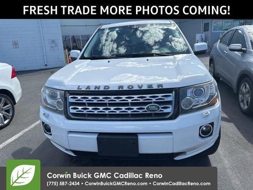 Fuji White 2013 Land Rover LR2 Base