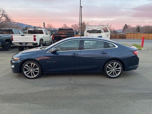 2021 Chevrolet Malibu FWD LT