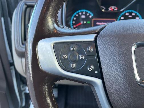 2020 GMC Canyon SLT