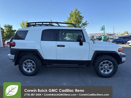 2012 Toyota FJ Cruiser Base