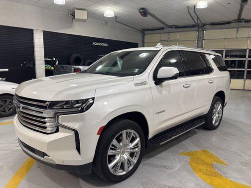Iridescent Pearl Tricoat 2021 Chevrolet Tahoe 4WD High Country