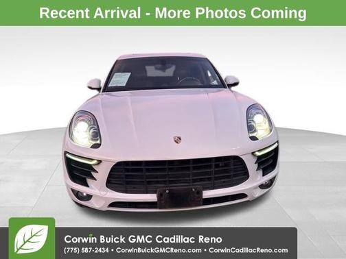 2016 Porsche Macan S