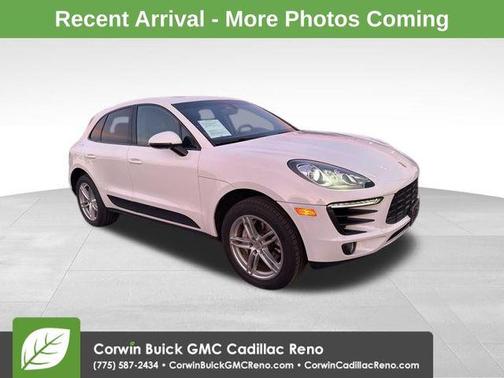 2016 Porsche Macan S