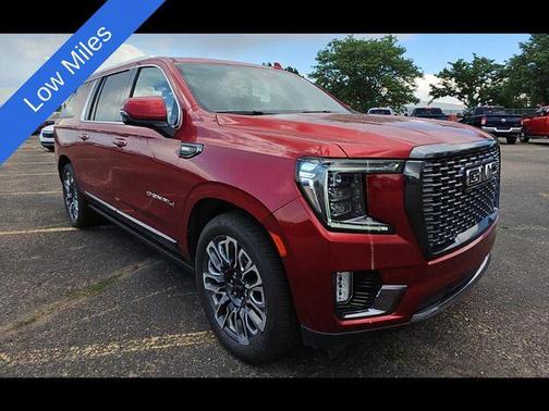 2023 GMC Yukon XL Denali Ultimate