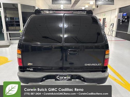 Smokin Asphalt 2004 Chevrolet Tahoe Z71