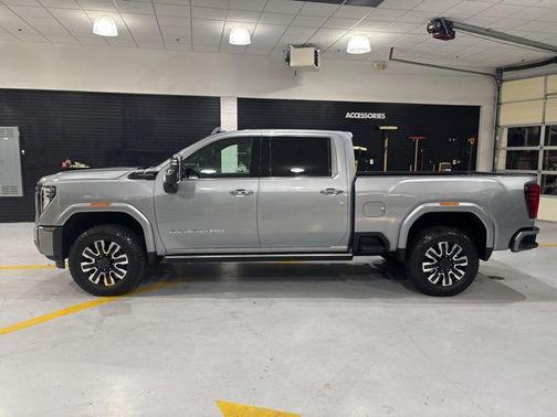 Sterling Metallic 2025 GMC Sierra 3500 Denali