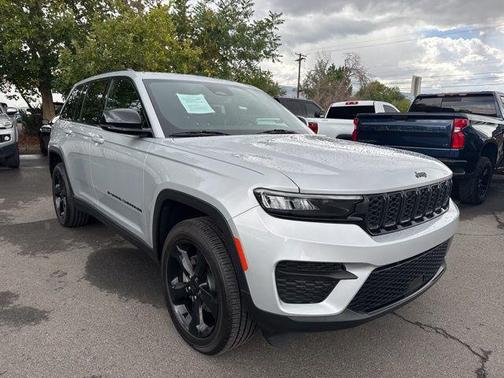 2024 Jeep Grand Cherokee Altitude