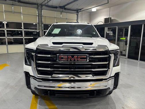 Summit White 2024 GMC Sierra 3500 SLT