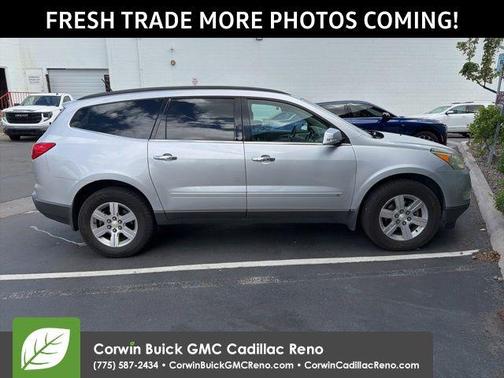 Blade Silver Metallic 2010 Chevrolet Traverse LT
