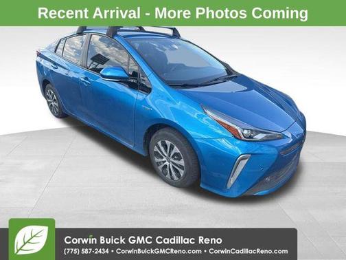 2020 Toyota Prius LE