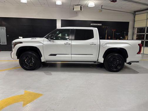 2024 Toyota Tundra Hybrid Limited