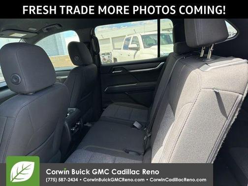 Summit White 2025 GMC Acadia AWD Elevation