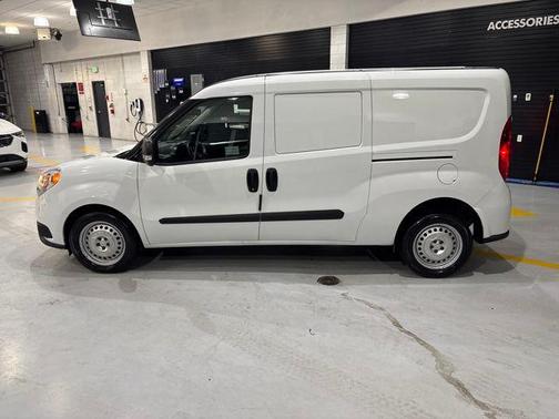 2022 RAM ProMaster City Tradesman