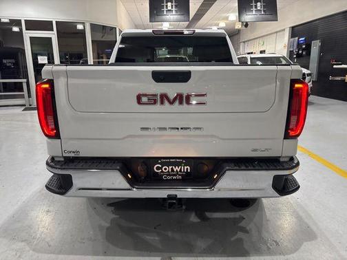 Summit White 2025 GMC Sierra 1500 SLT